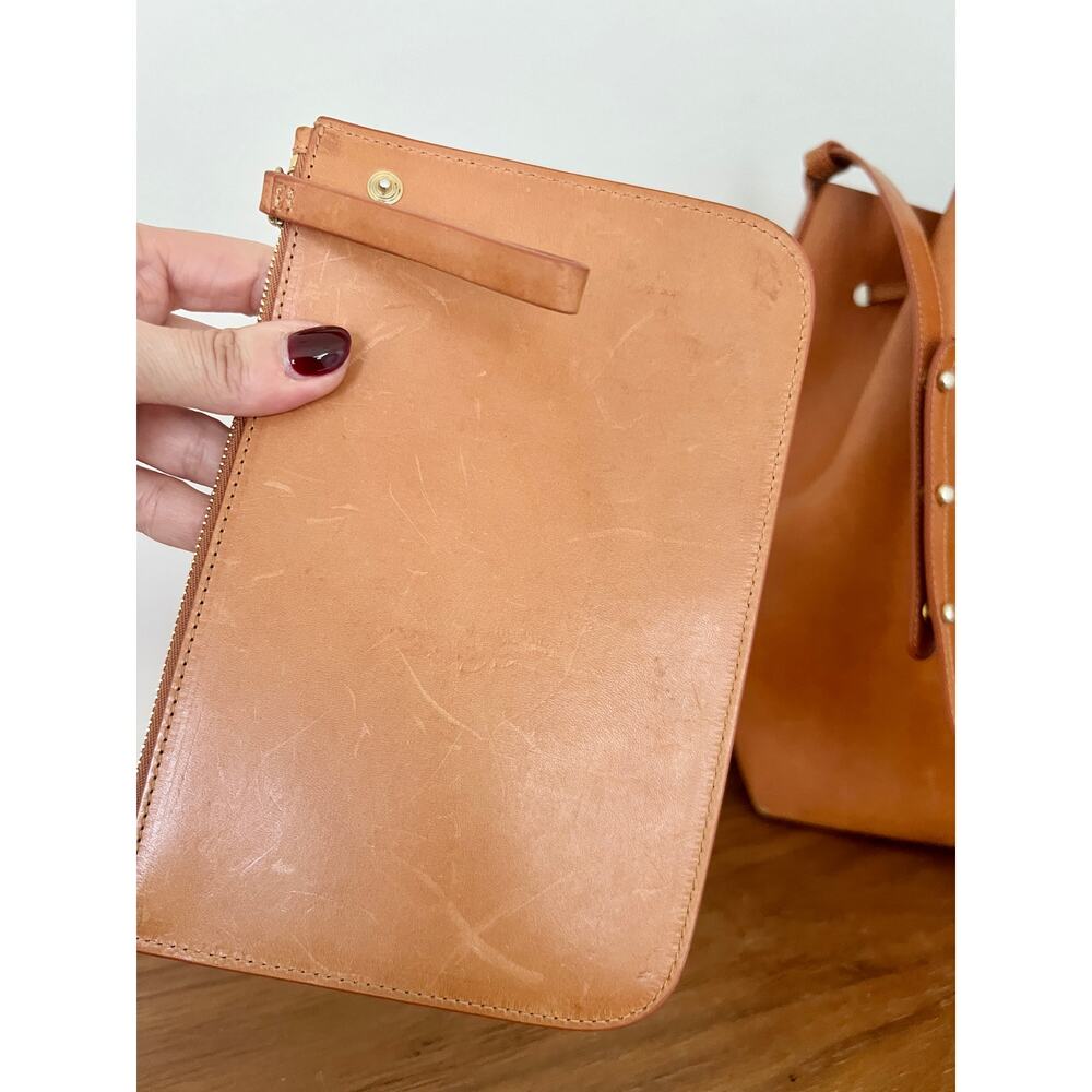 Mansur Gavriel Brown Crossbody Bag with Timeless Design - Picture 5 of 16